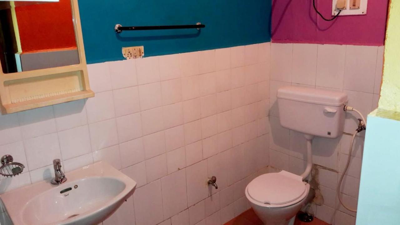 Honey Palace Homestay Madikeri Extérieur photo